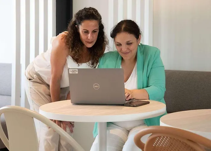 Ibis Styles Vecchio Порто-Веккьо