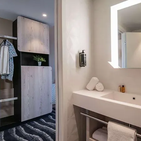 Ibis Styles Vecchio * Porto-Vecchio (Corsica)